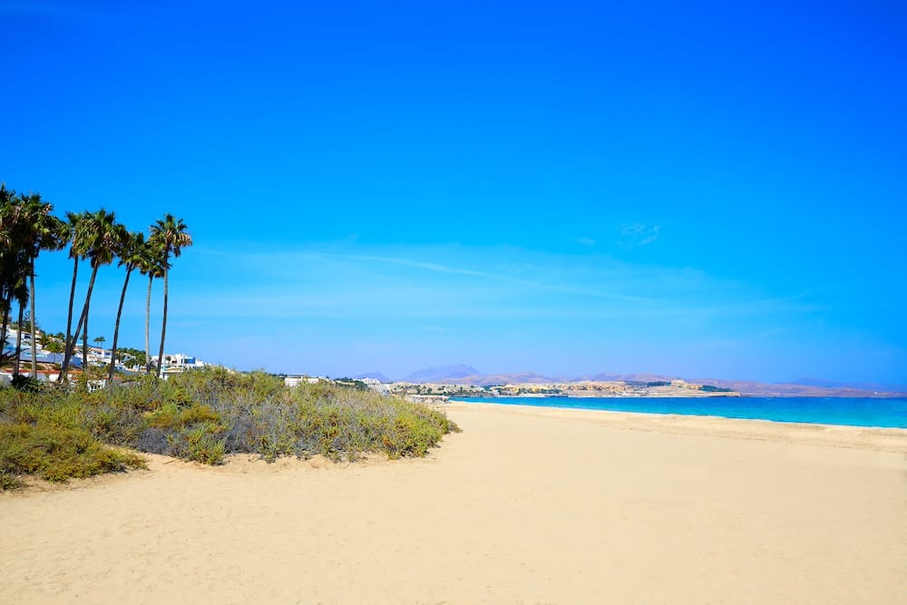 Einer der schönsten Strände auf Fuerteventura ist Playa de Costa Calma