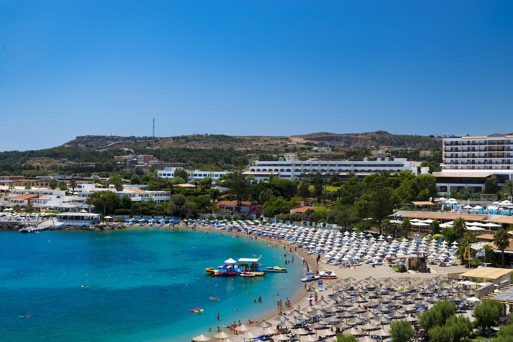 Kallithea Beach ist einer der schönsten Strände auf Rhodos