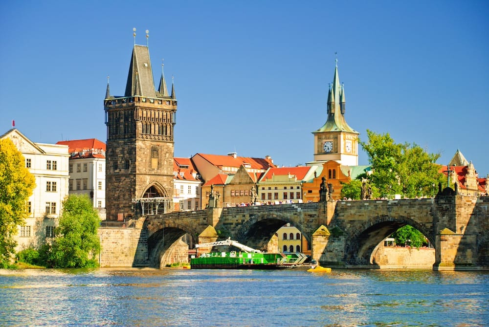 Moldau Bootsfahrt in Prag für Familien