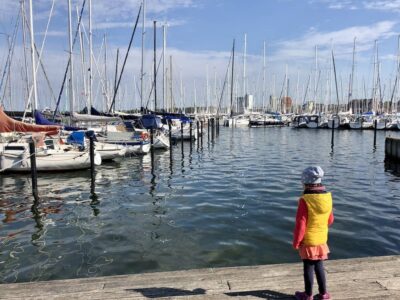 An der Ostsee im Winter mit Kindern